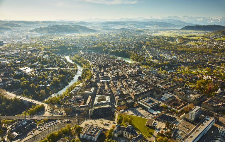 Lufaufnahme von Bern